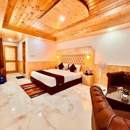 Himalayan Hill Queen Resort, Manali M98160-43400 Esterno foto