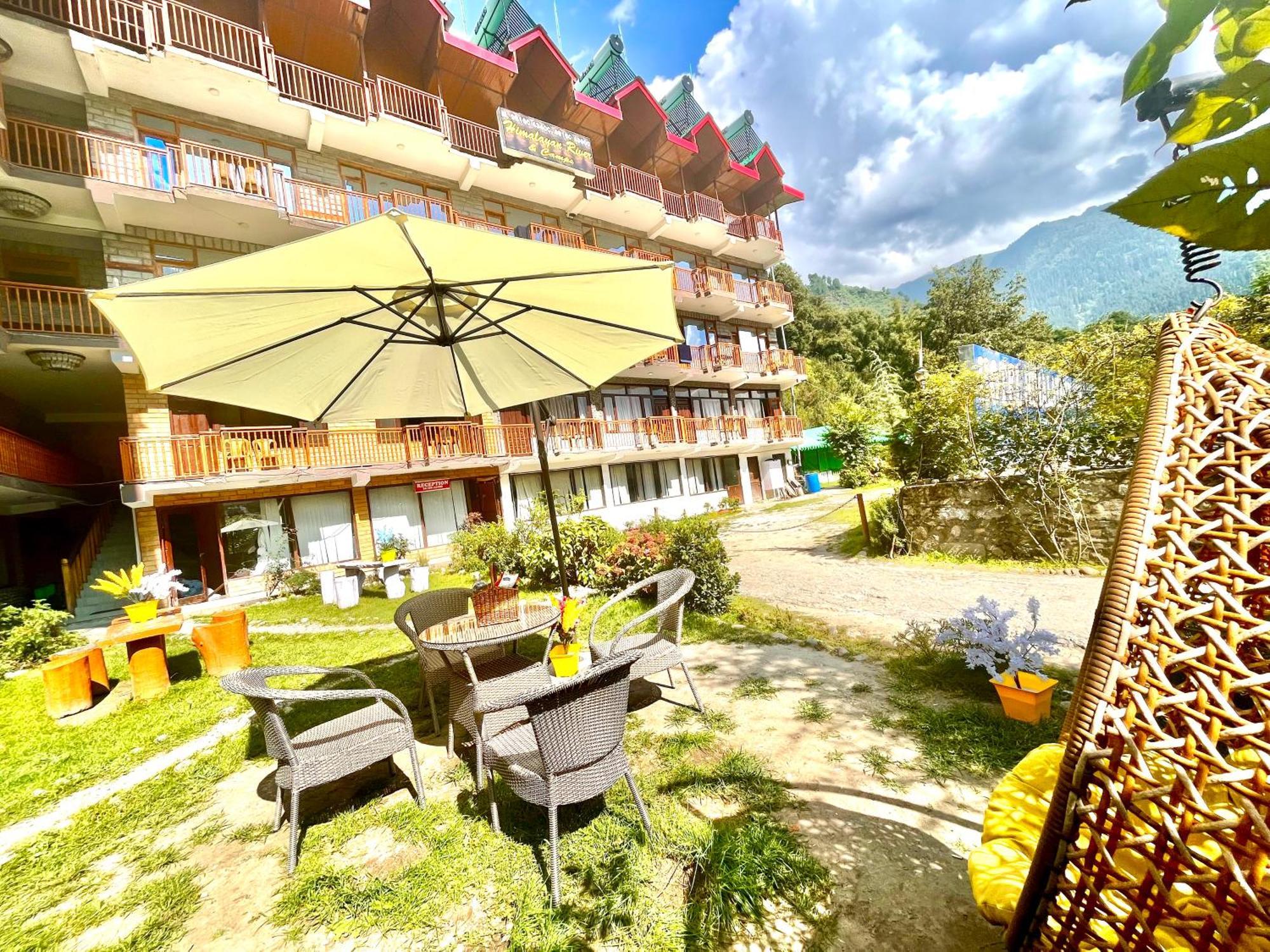 Himalayan Hill Queen Resort, Manali M98160-43400 Esterno foto